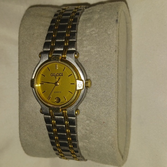 GUCCI Vintage Collection 9000M quartz wristwatch women’s men's dial gray - Picture 3 of 5